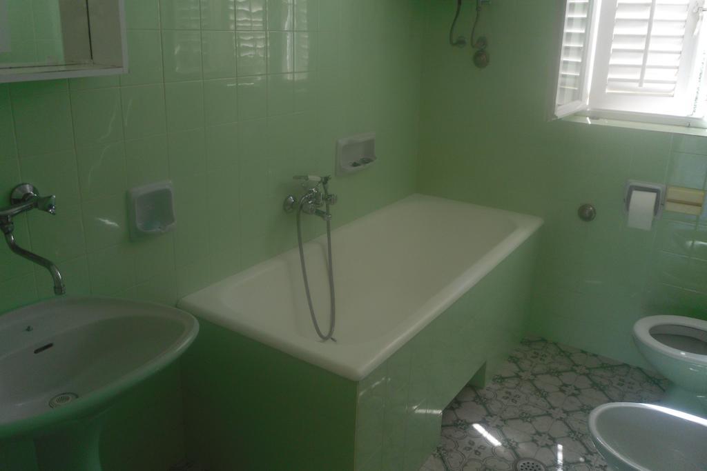 Hostel Guesthouse Mira Omiš Стая снимка