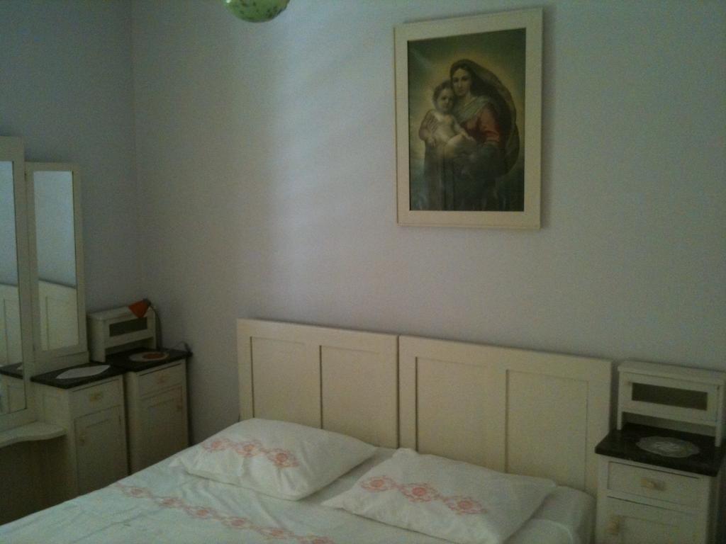 Hostel Guesthouse Mira Omiš Стая снимка