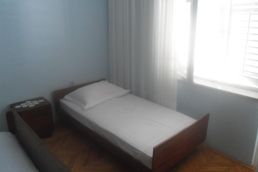 Hostel Guesthouse Mira Omiš Стая снимка