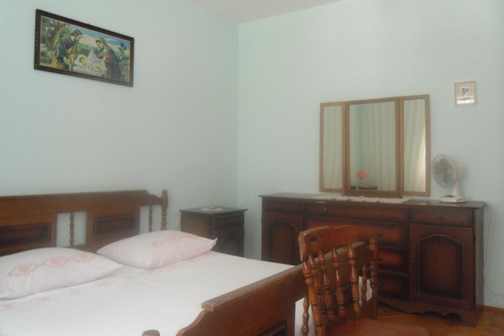 Hostel Guesthouse Mira Omiš Стая снимка